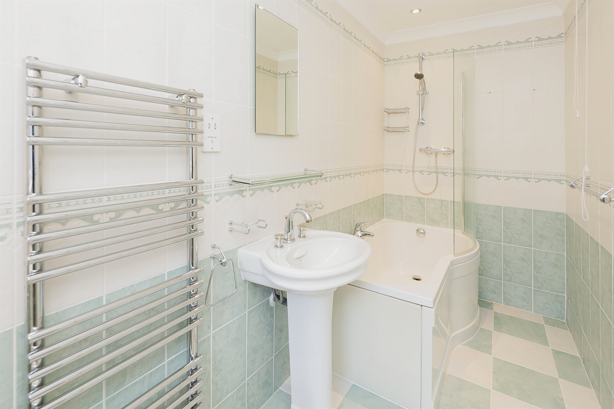 3 bed Detached Bungalow