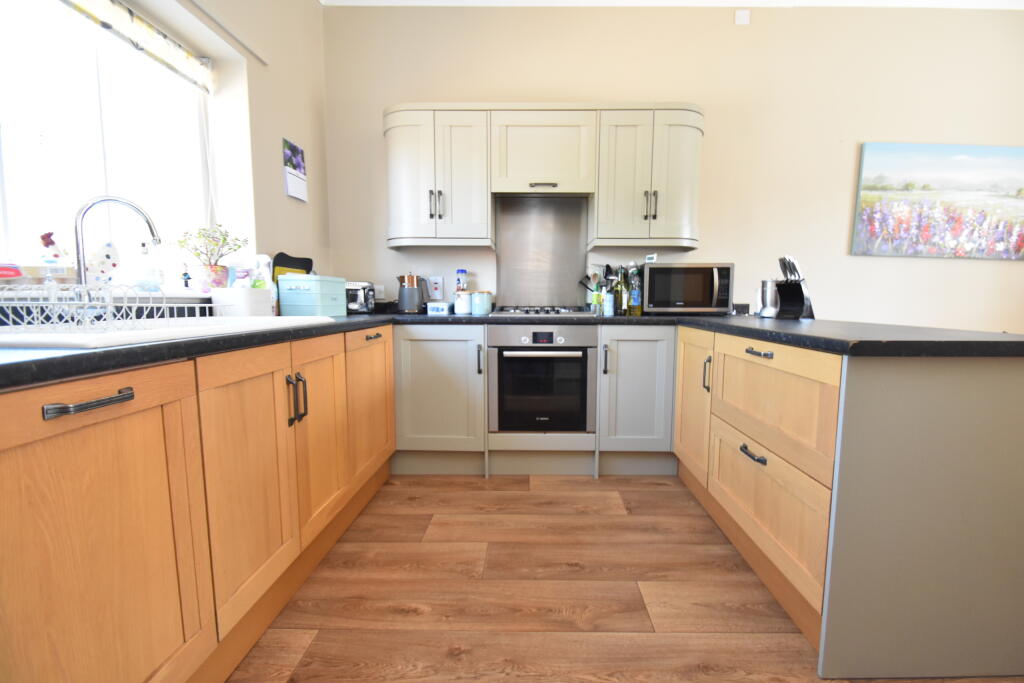 4 bed Town House
