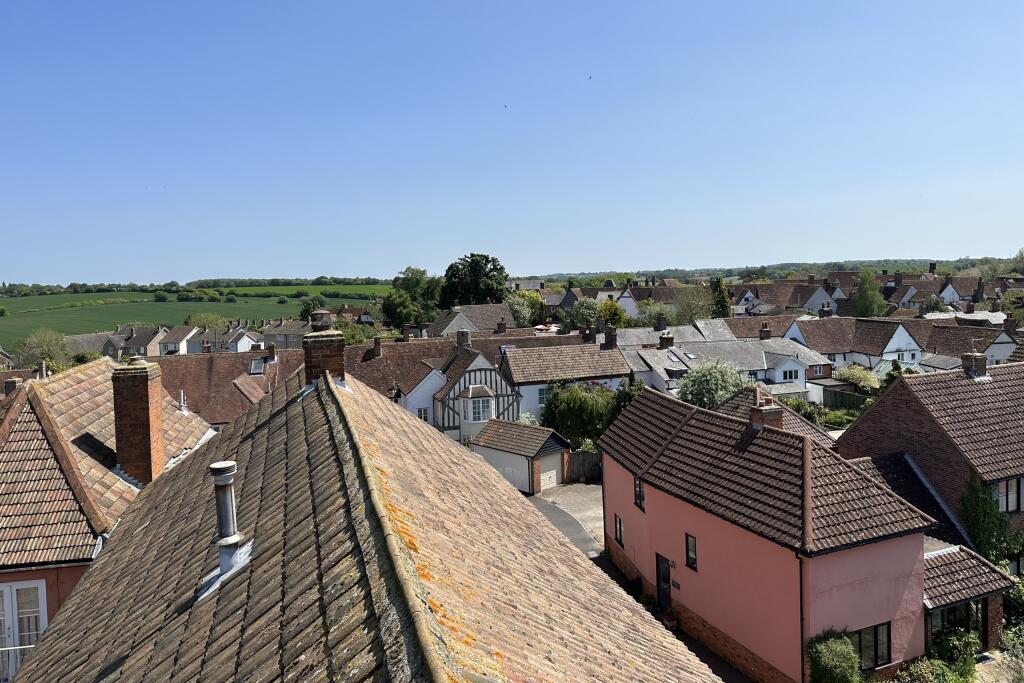 4 bed Town House