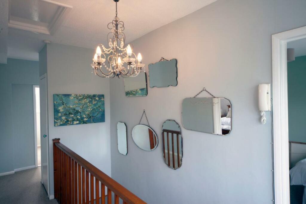 4 bed Town House