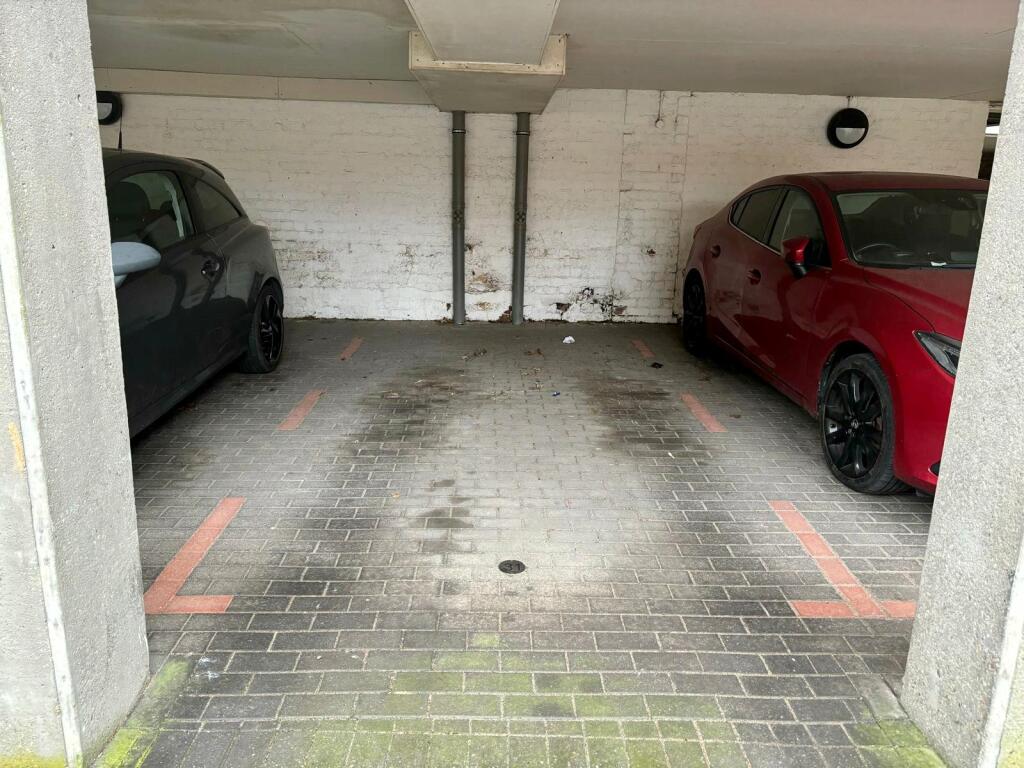 1 bed Apartment