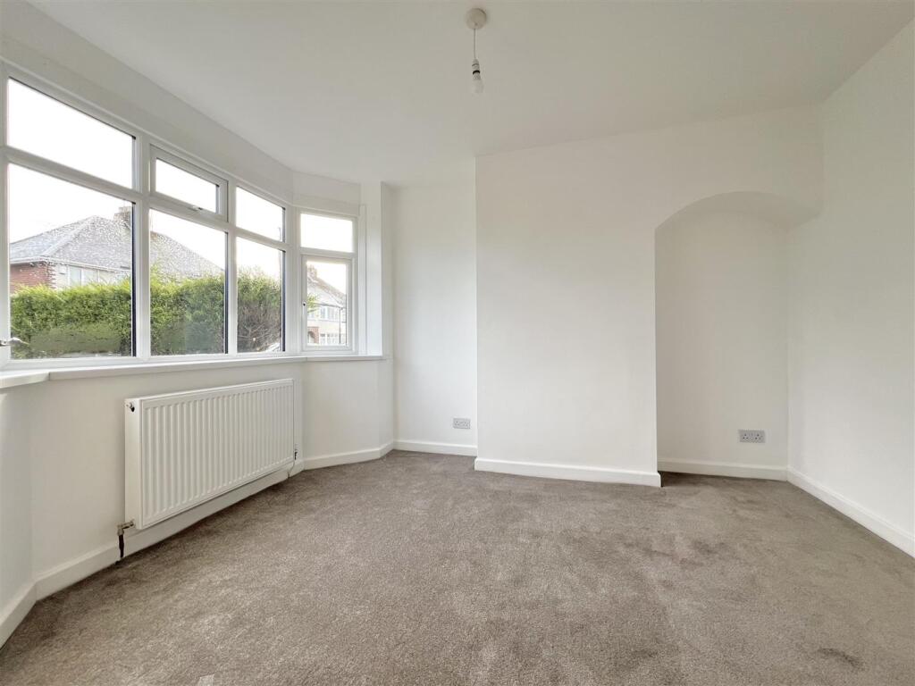 3 bed Semi-Detached