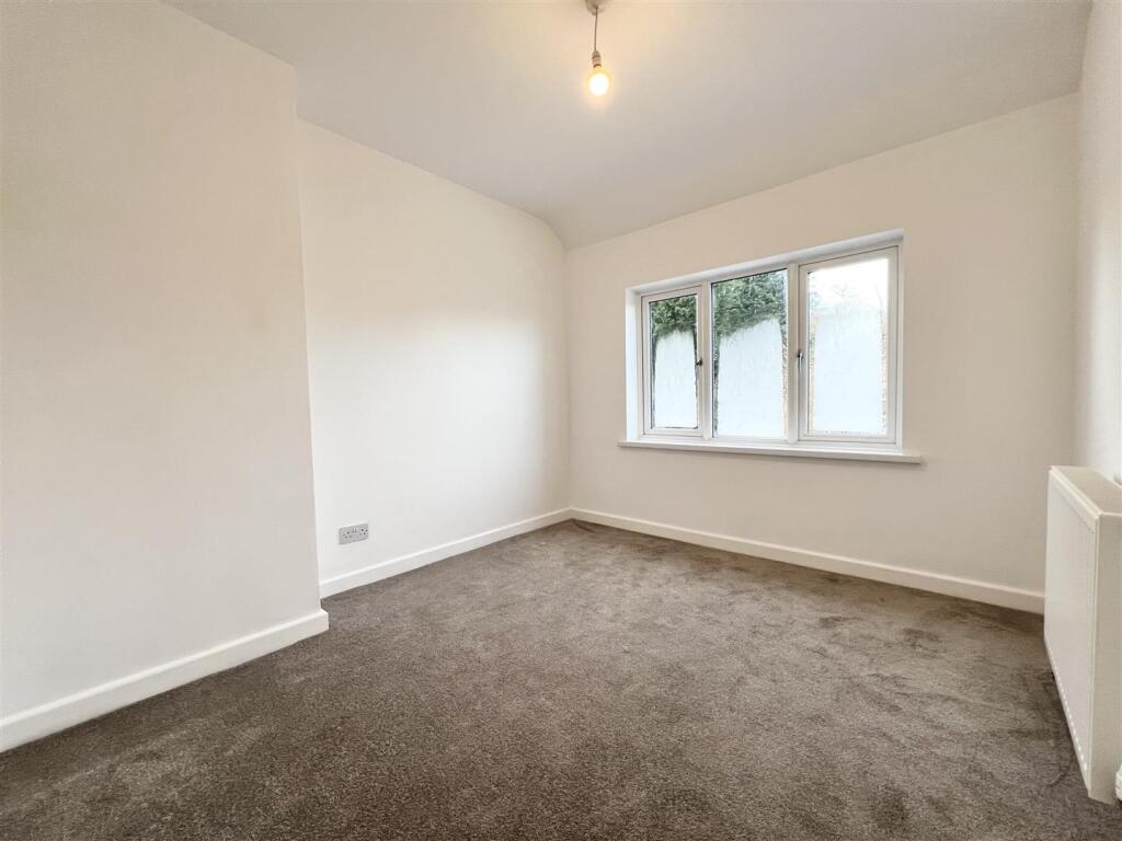3 bed Semi-Detached