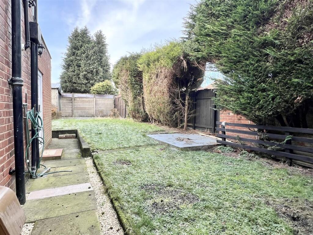 3 bed Semi-Detached