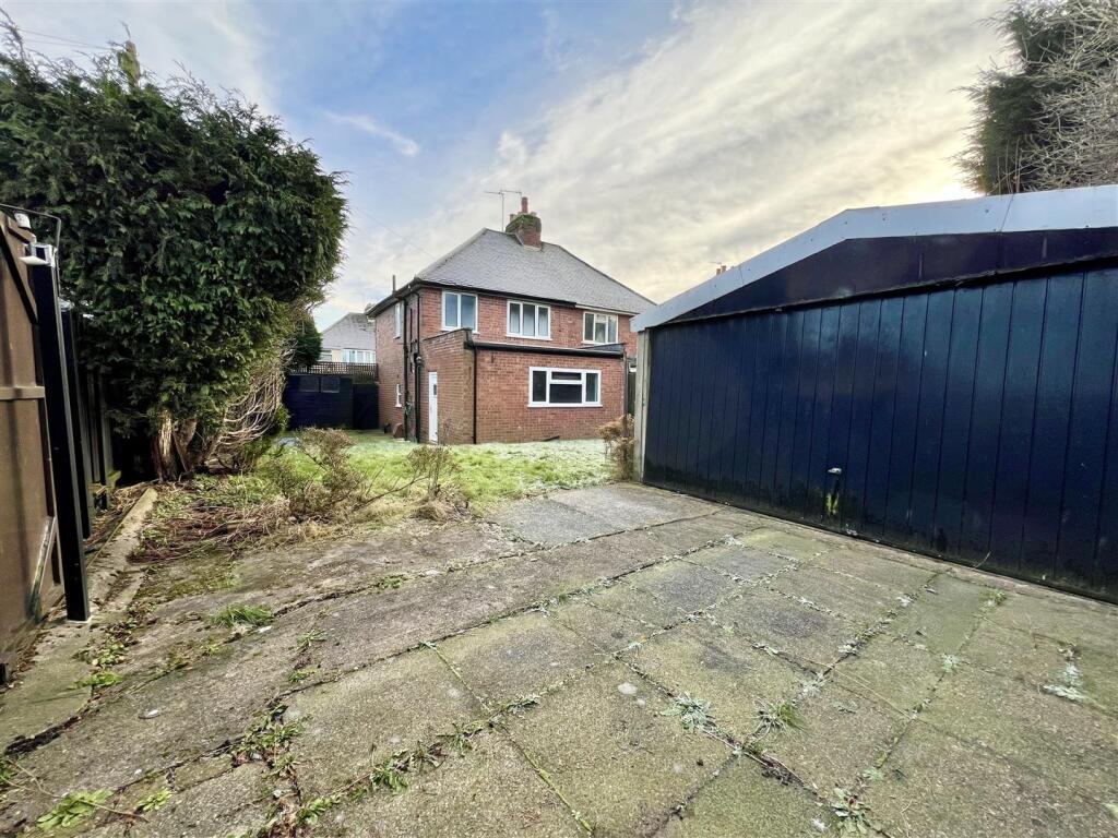 3 bed Semi-Detached