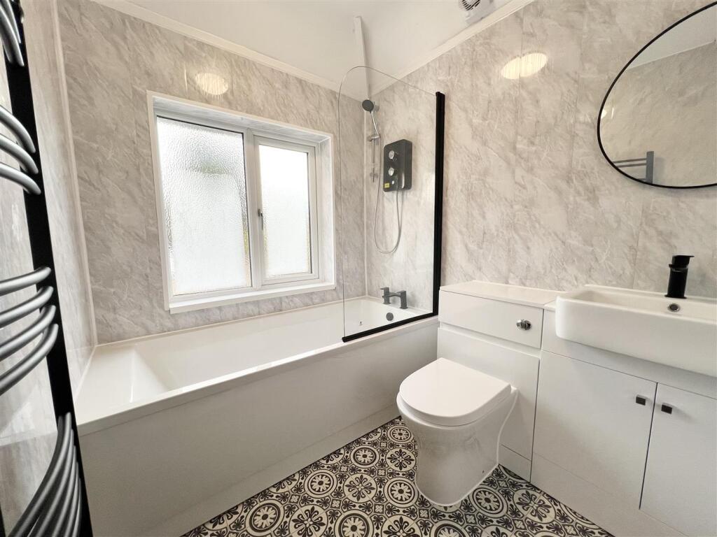 3 bed Semi-Detached