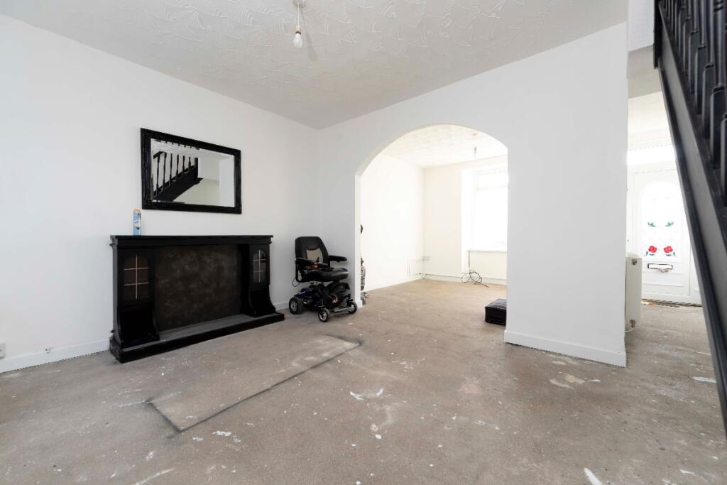 2 bed Terraced
