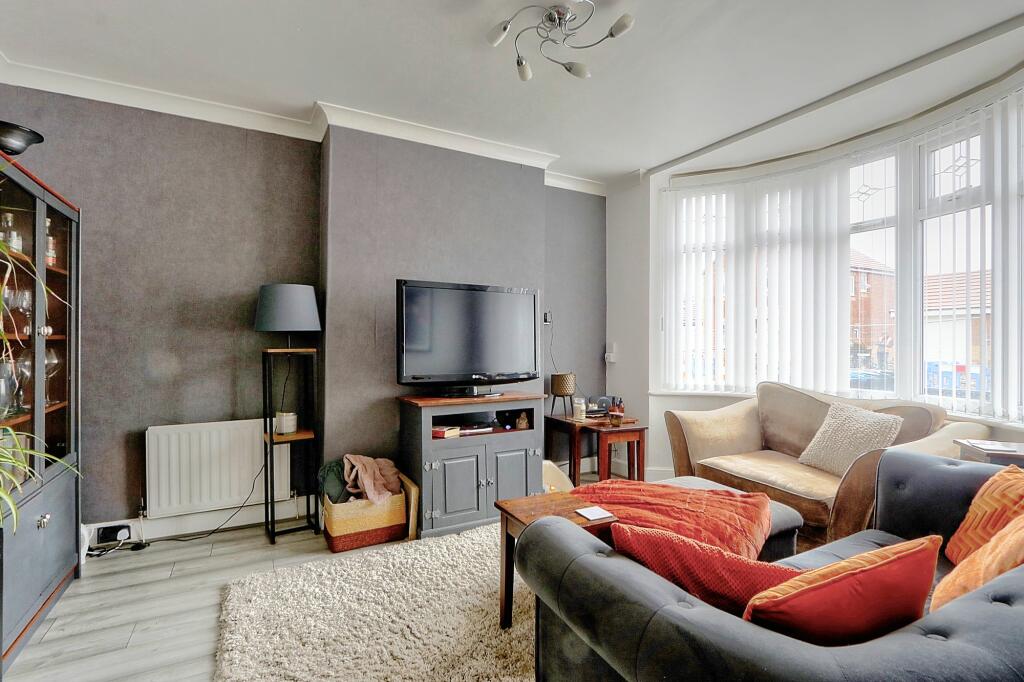 3 bed End of Terrace