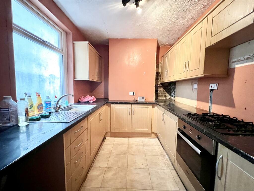 2 bed Semi-Detached