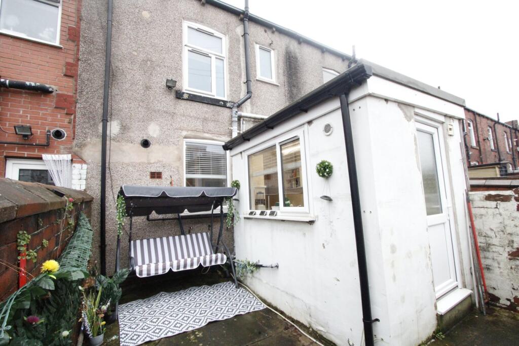 2 bed Terraced