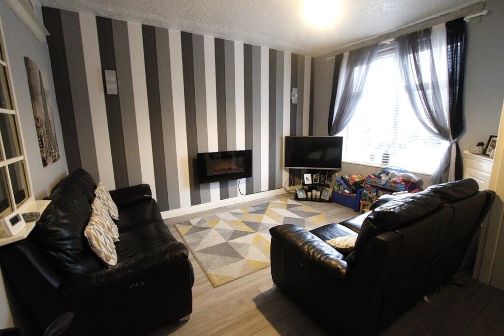 2 bed Terraced