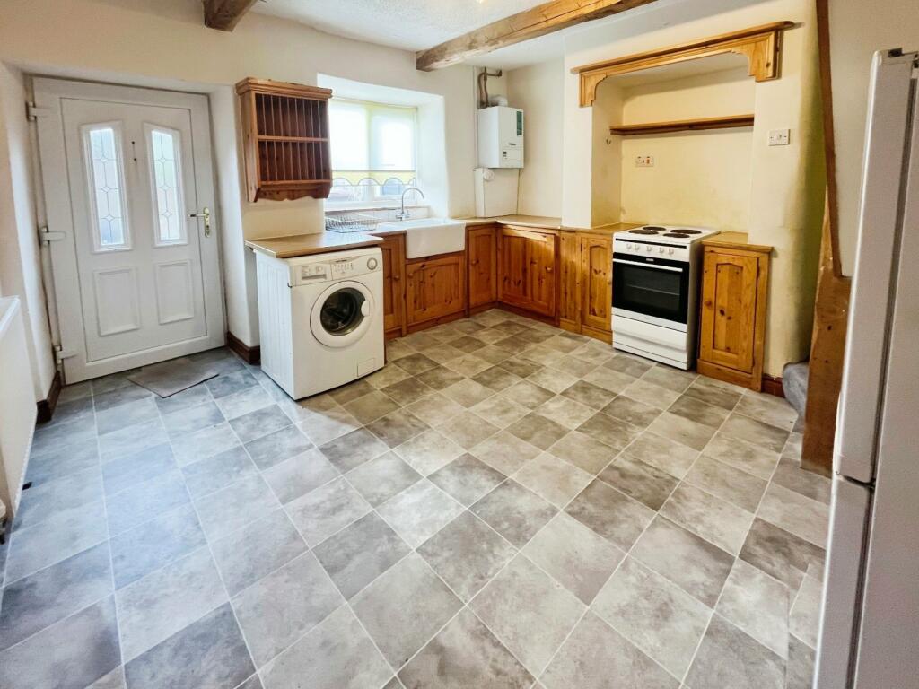 2 bed Character Property