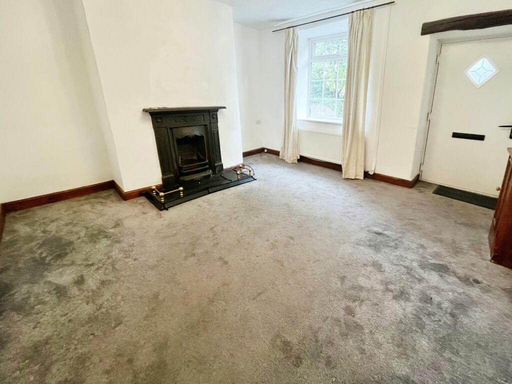 2 bed Character Property