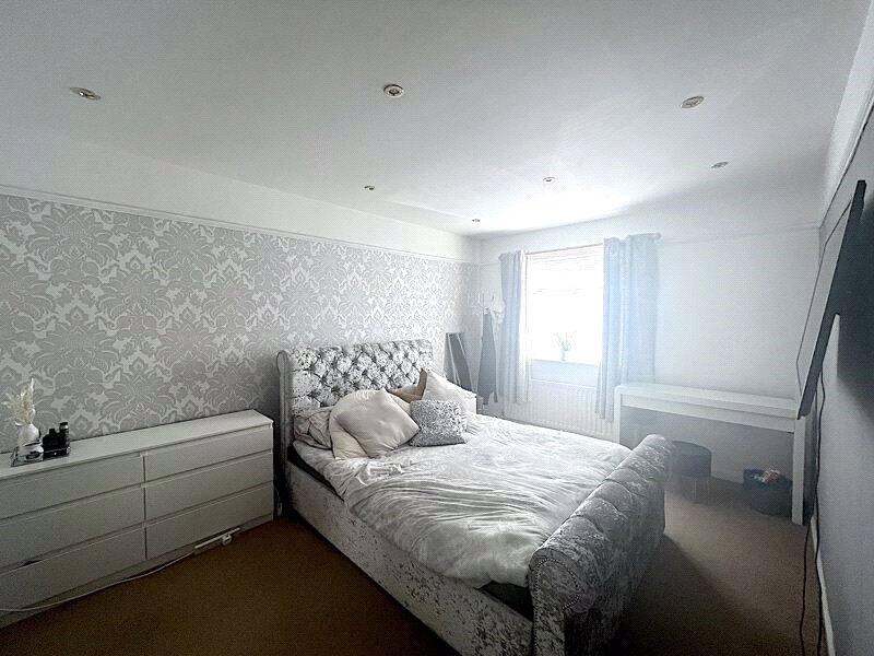 1 bed Apartment
