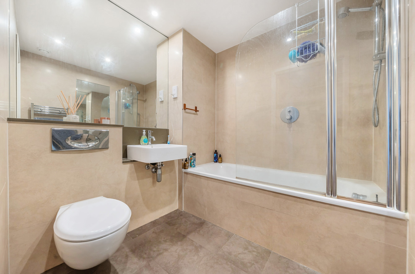 2 bed Block of Apartments
