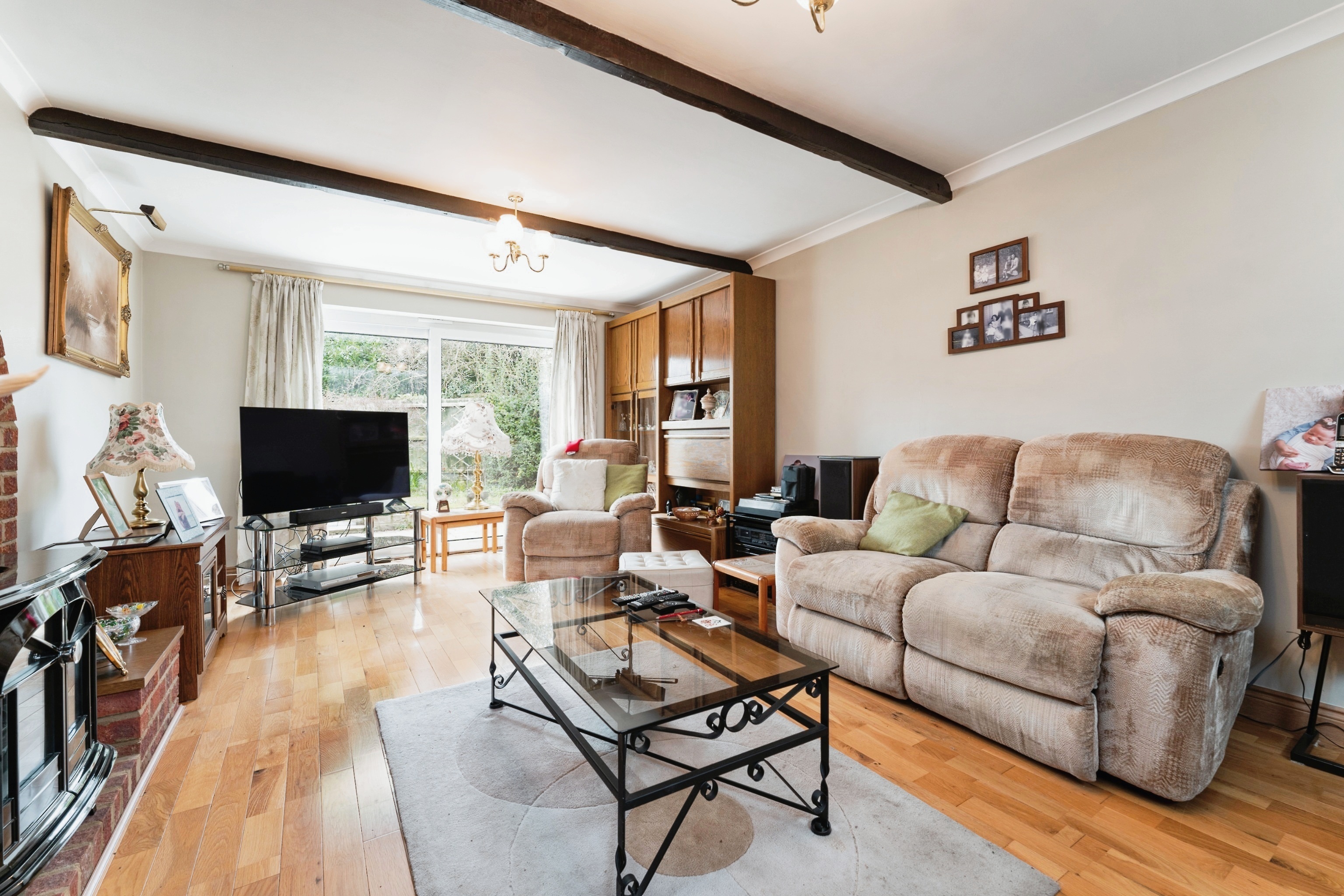 3 bed End of Terrace