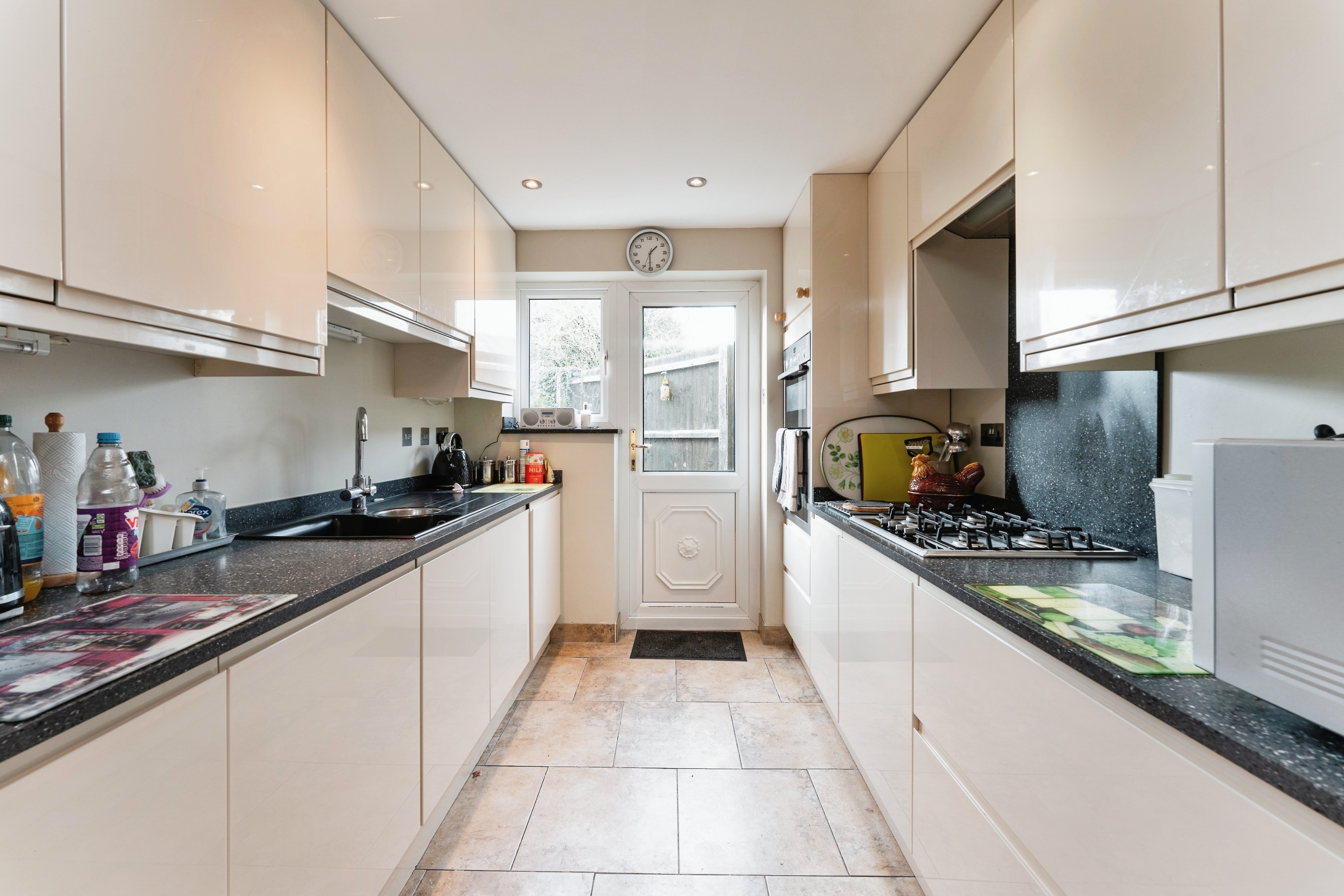3 bed End of Terrace