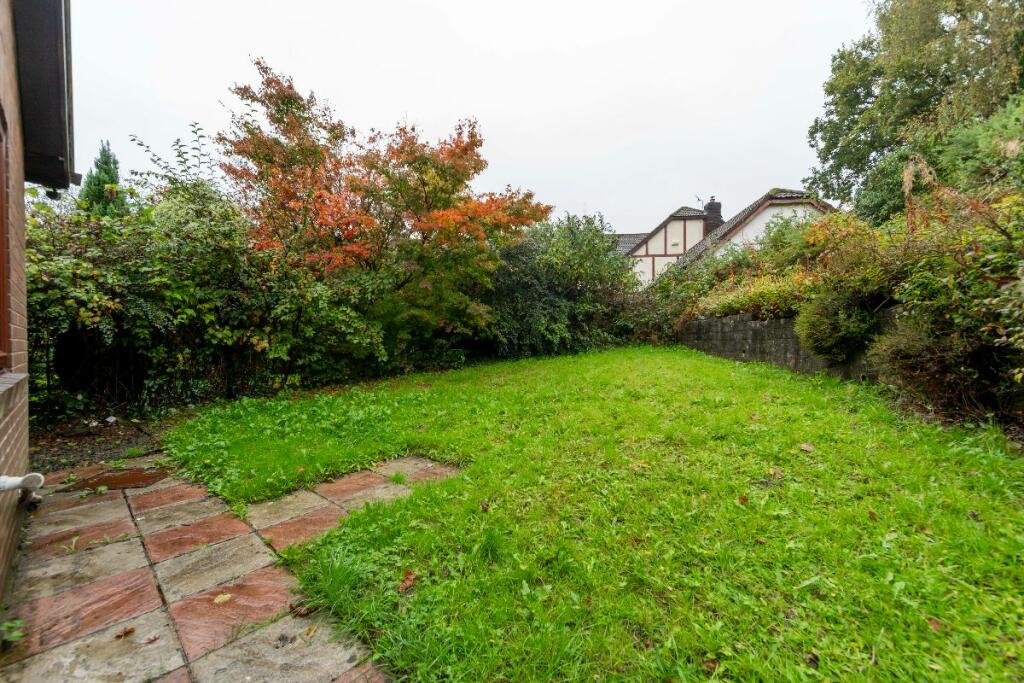 4 bed Detached
