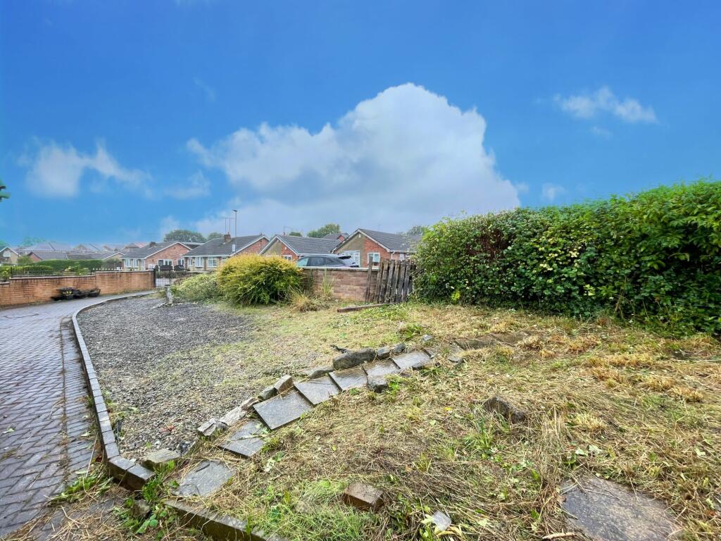 4 bed Detached Bungalow