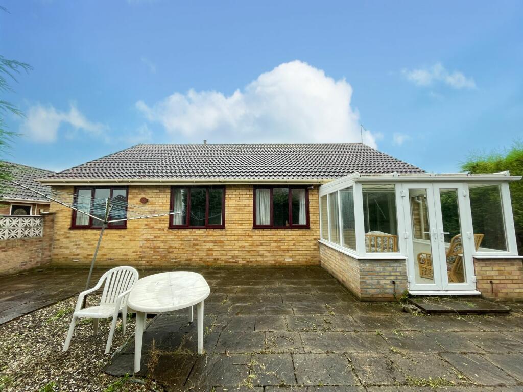 4 bed Detached Bungalow