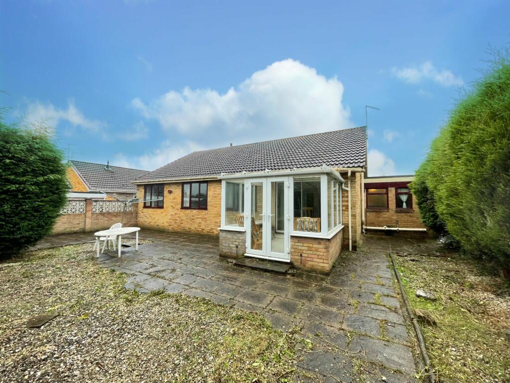 4 bed Detached Bungalow