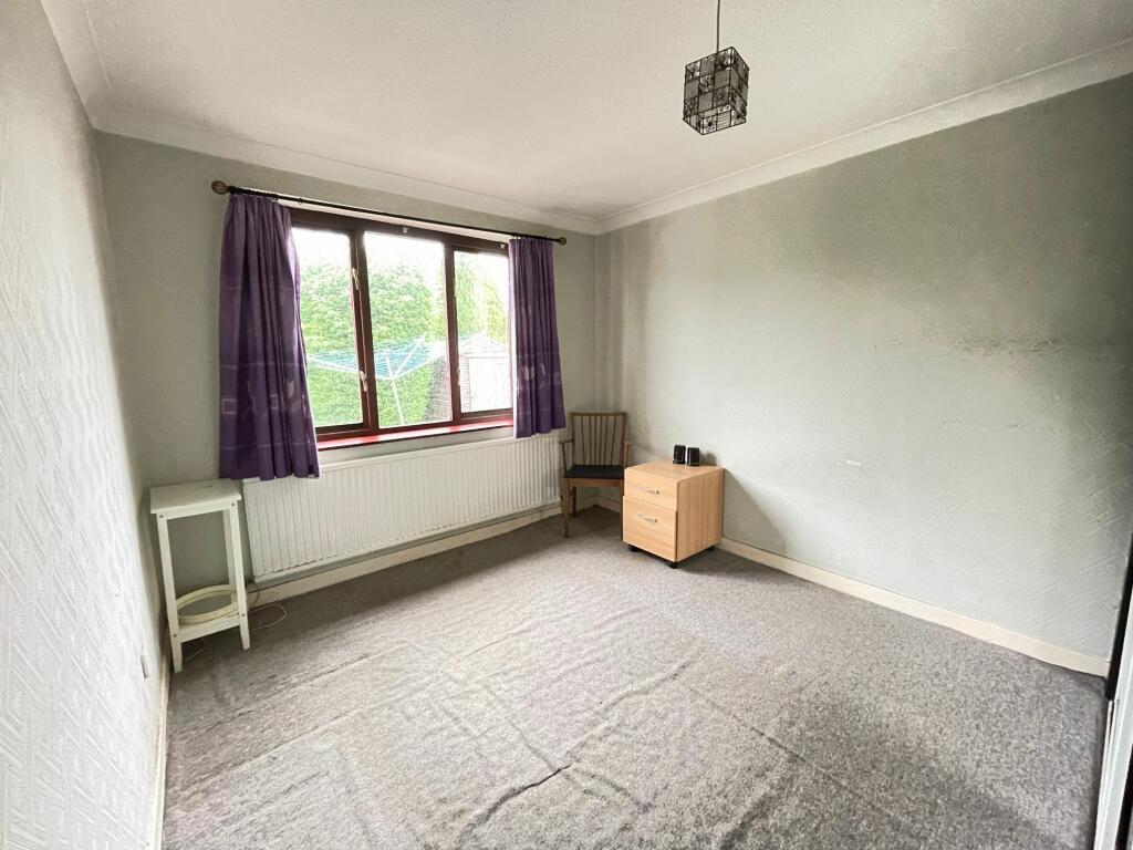 4 bed Detached Bungalow