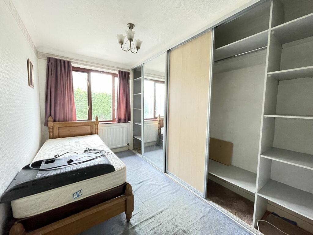 4 bed Detached Bungalow
