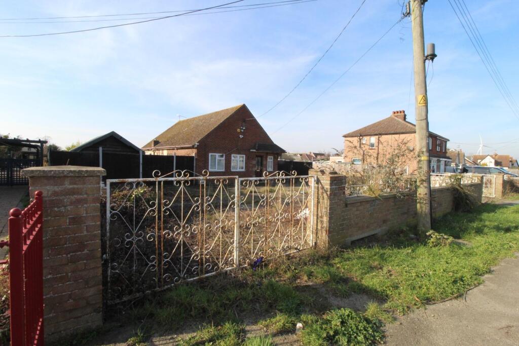3 bed Development Land