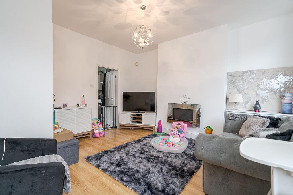 3 bed Terraced