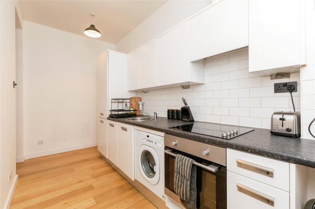 1 bed Apartment