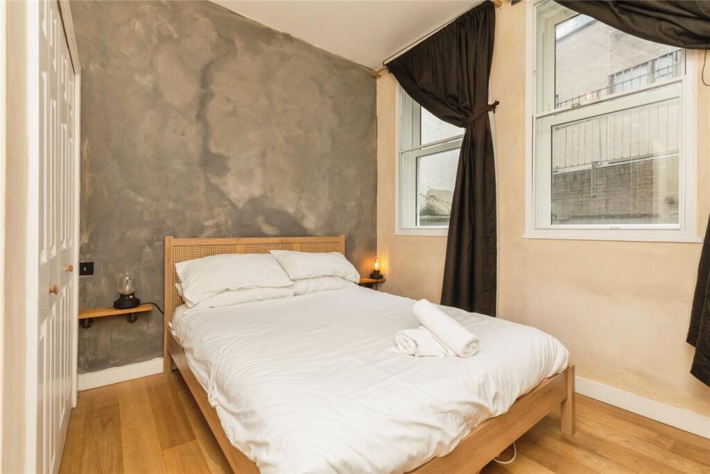 1 bed Apartment