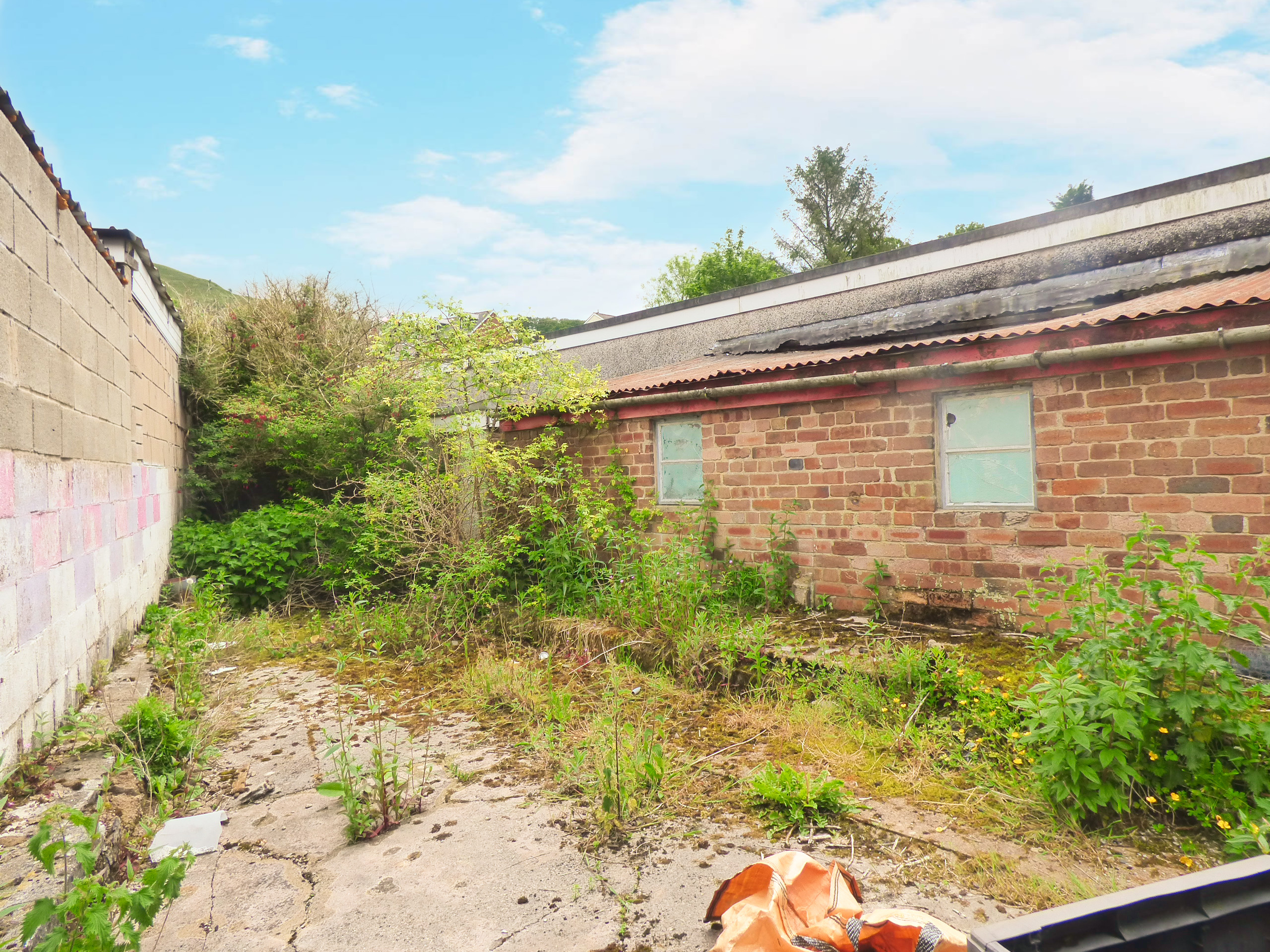 3 bed Terraced