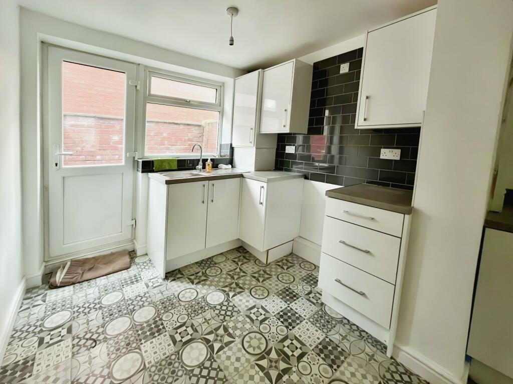 2 bed End of Terrace