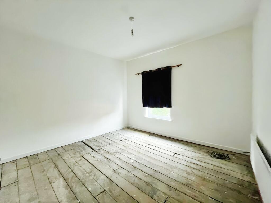 2 bed End of Terrace