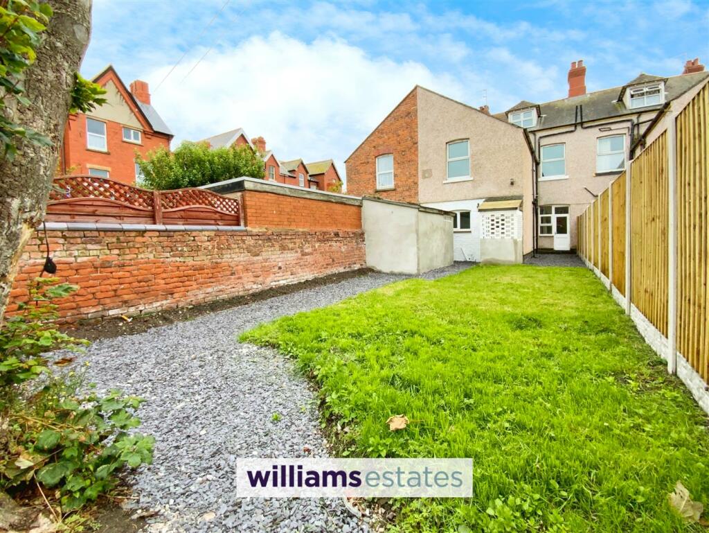 6 bed Terraced