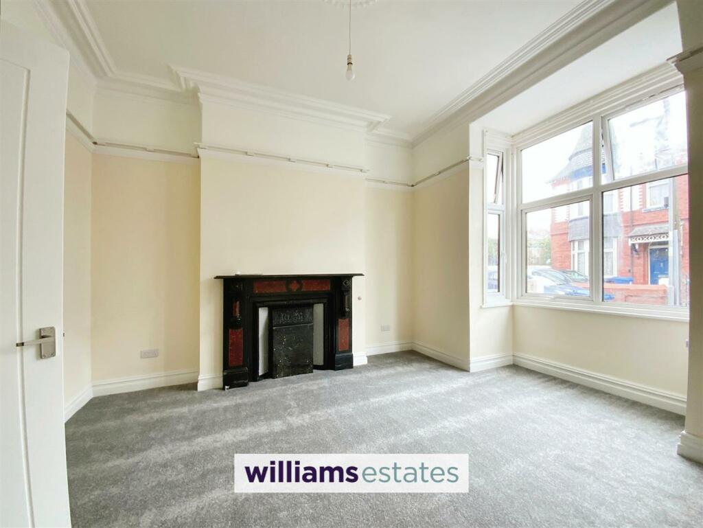 6 bed Terraced