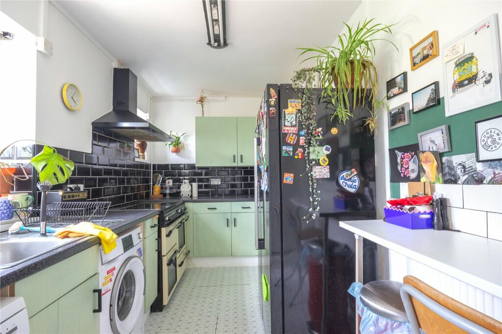 3 bed Semi-Detached