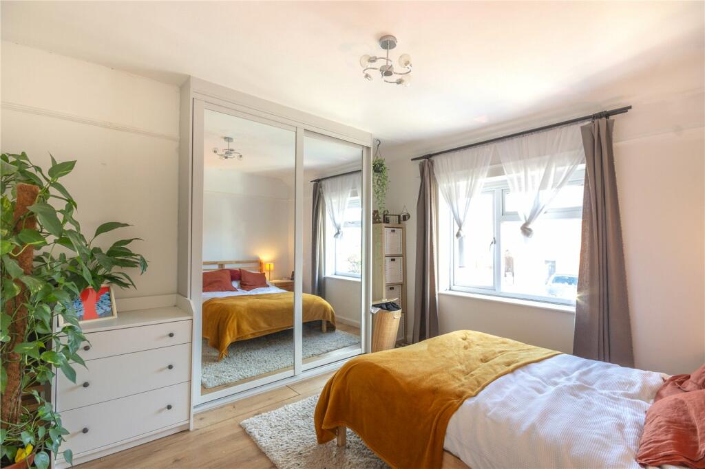 3 bed Semi-Detached