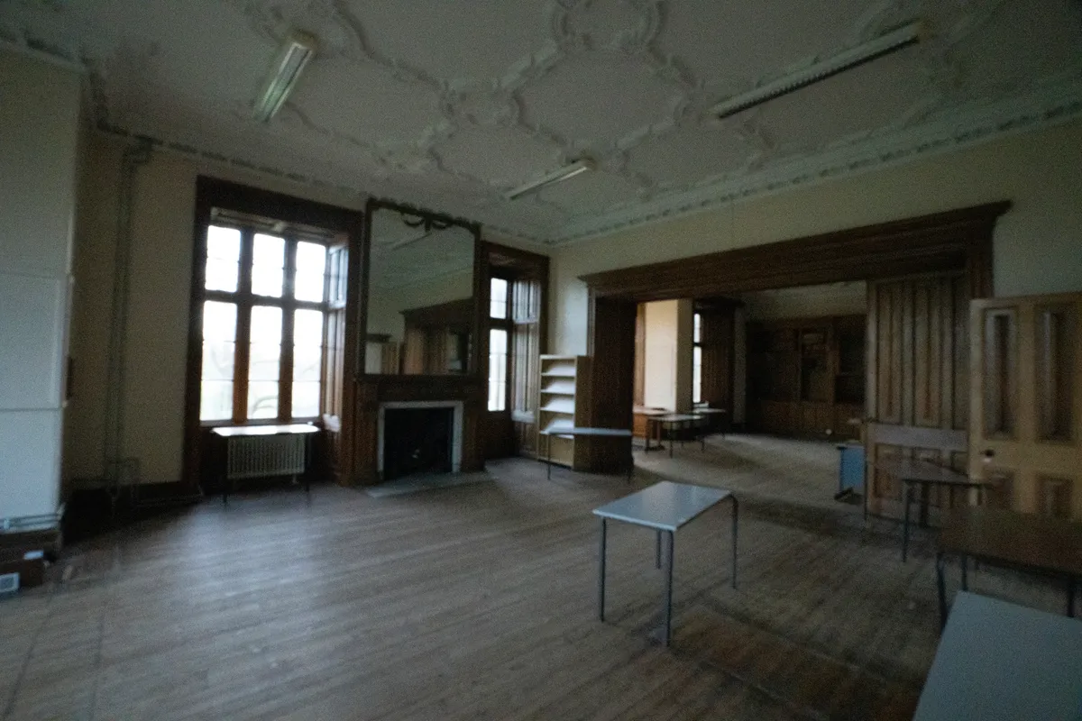 25 bed Country House