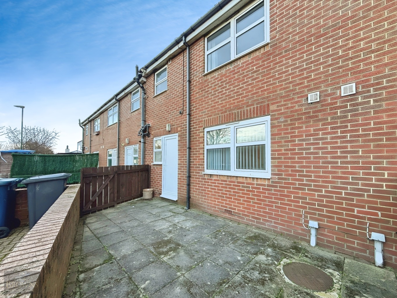 2 bed Ground Flat