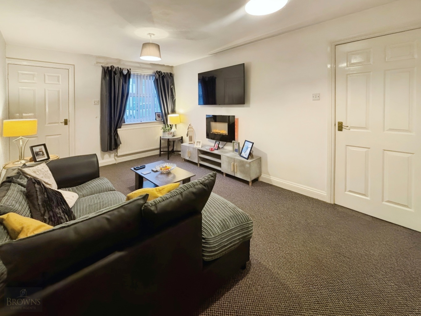 2 bed Ground Flat