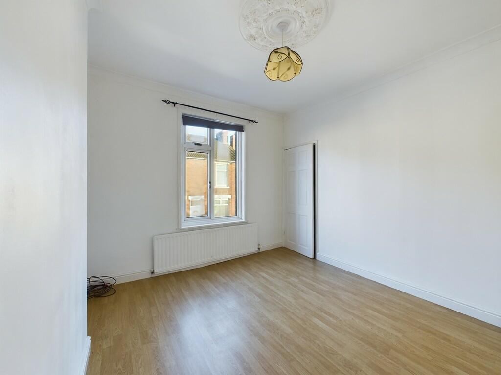 2 bed Terraced