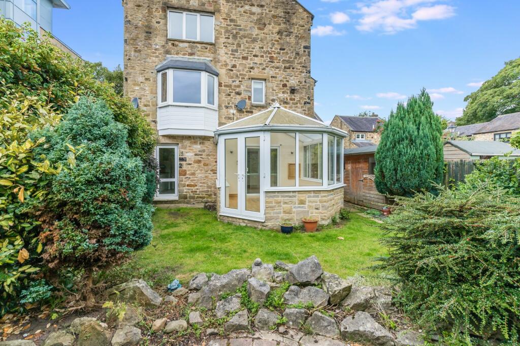 3 bed Semi-Detached