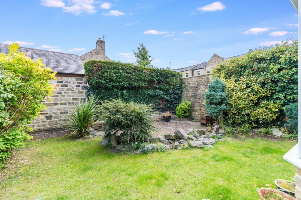 3 bed Semi-Detached