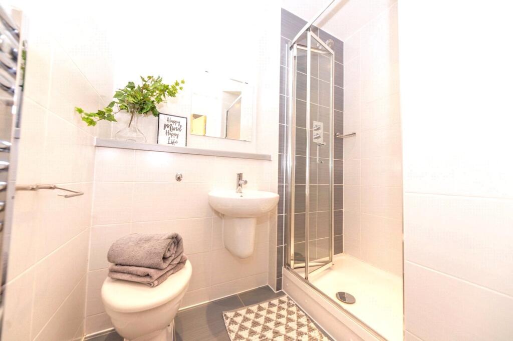 1 bed Private Halls