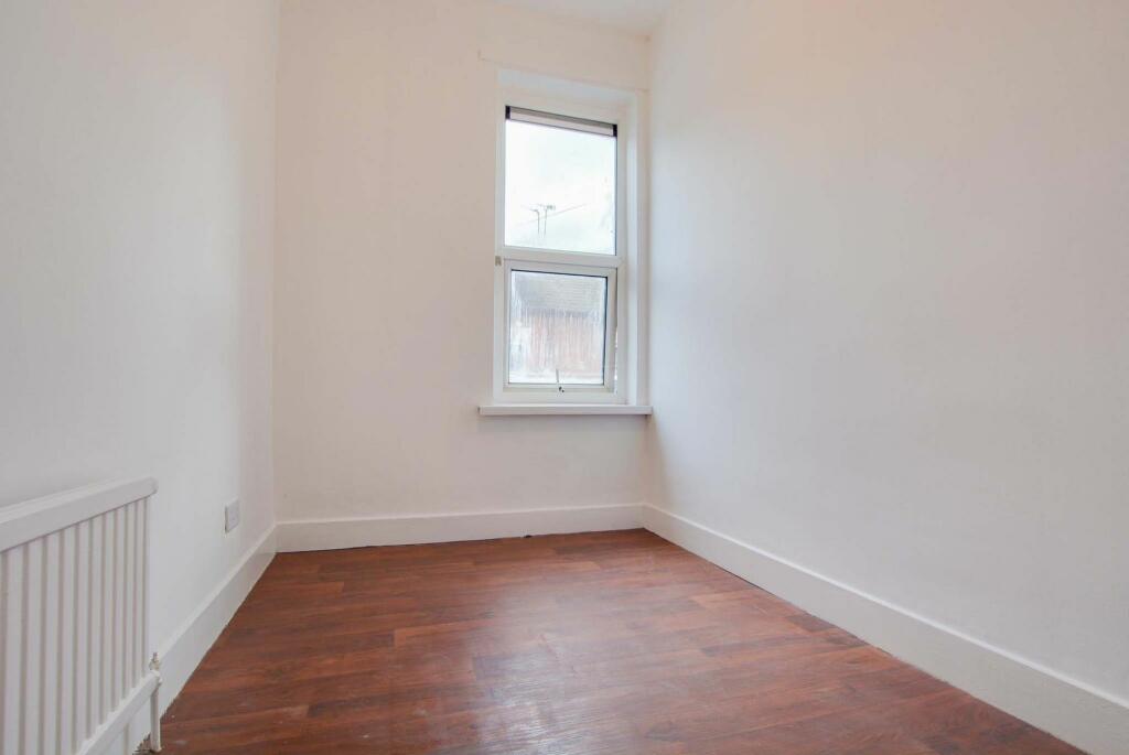 4 bed Terraced