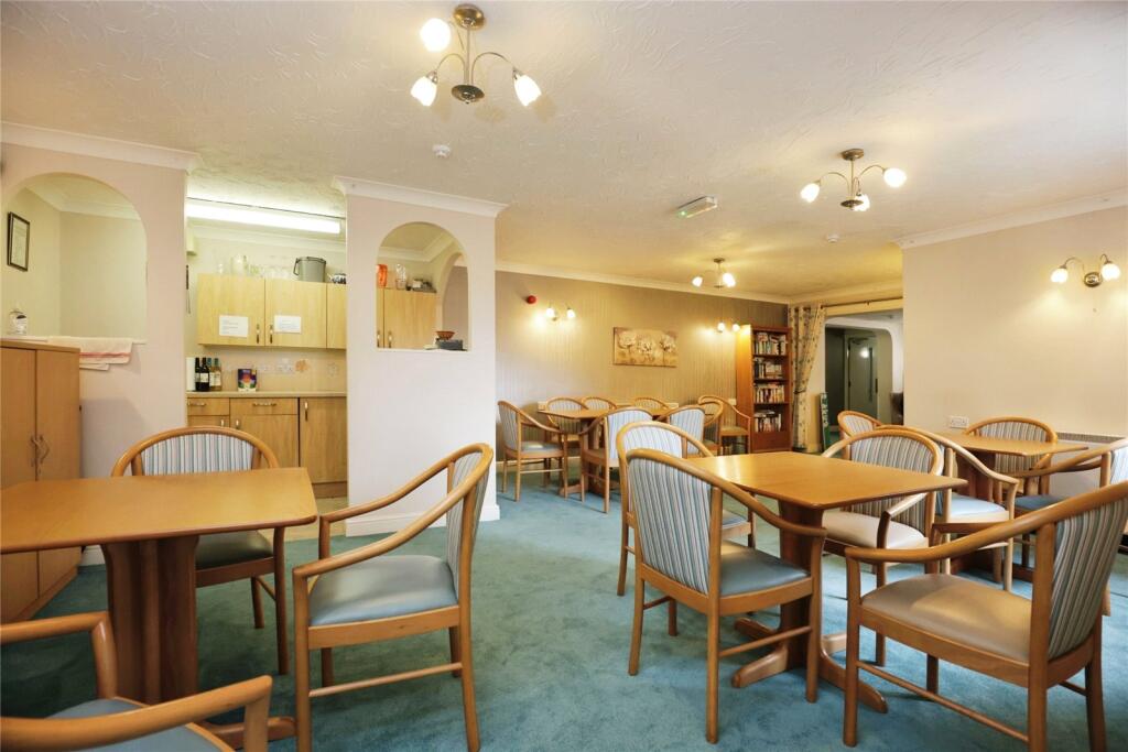 2 bed Retirement Property