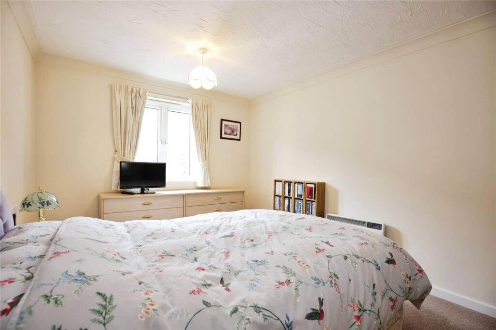 2 bed Retirement Property