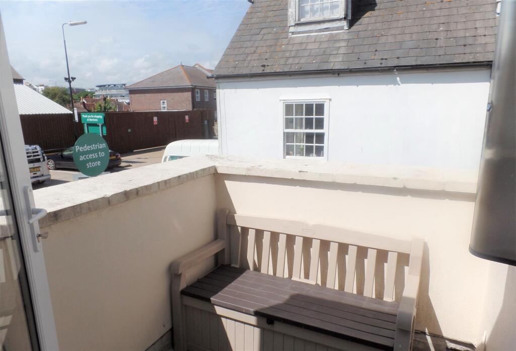1 bed Apartment