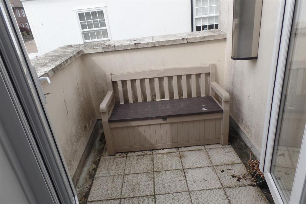 1 bed Apartment